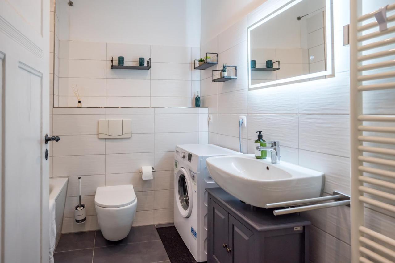 Arbio I Modern Apart Near Leipzig Stoetteritz Exteriör bild
